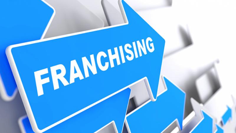 Franchising wady i zalety popularnego modelu biznesowego